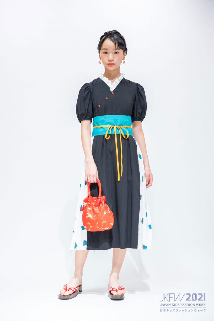 FRAMELESS VILLAGE(提供画像)