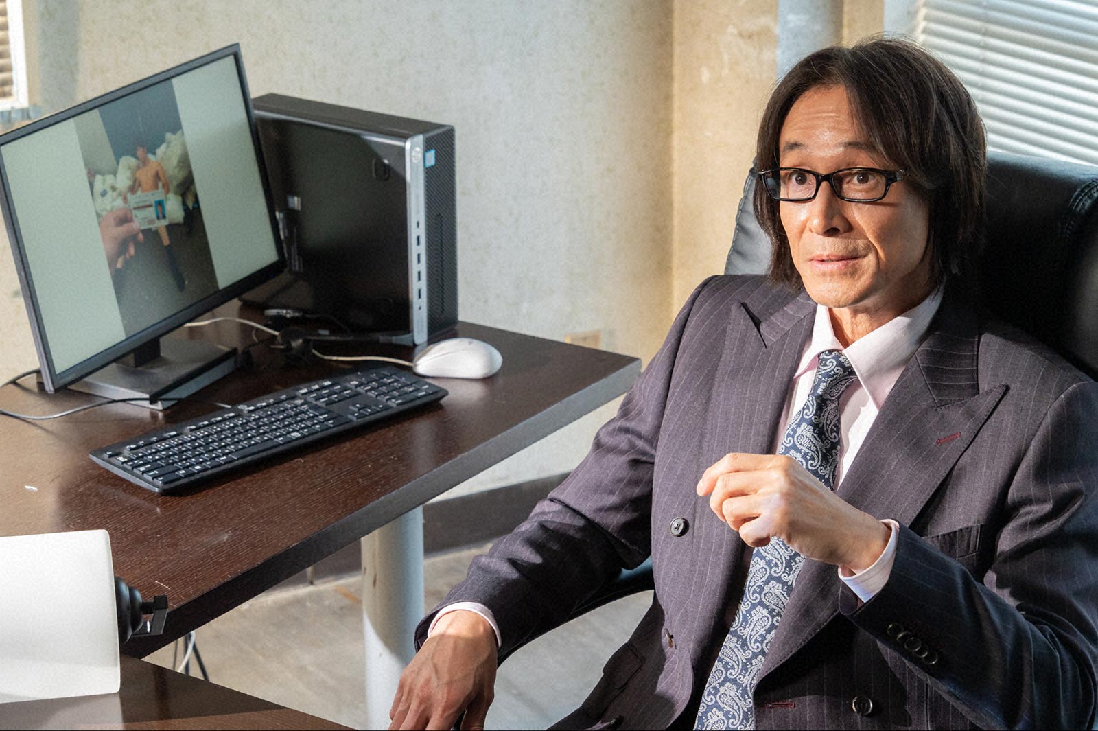 吉田栄作「マイホームヒーロー」第9話より（C）山川直輝・朝基まさし／講談社／ドラマ「マイホームヒーロー」製作委員会・MBS