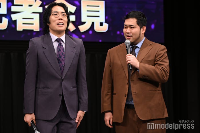 令和ロマン/高比良くるま、松井ケムリ(C)モデルプレス