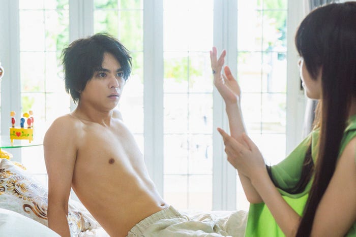 佐藤勝利、高石あかり「アポロの歌」第5話(C)「アポロの歌」製作委員会・MBS