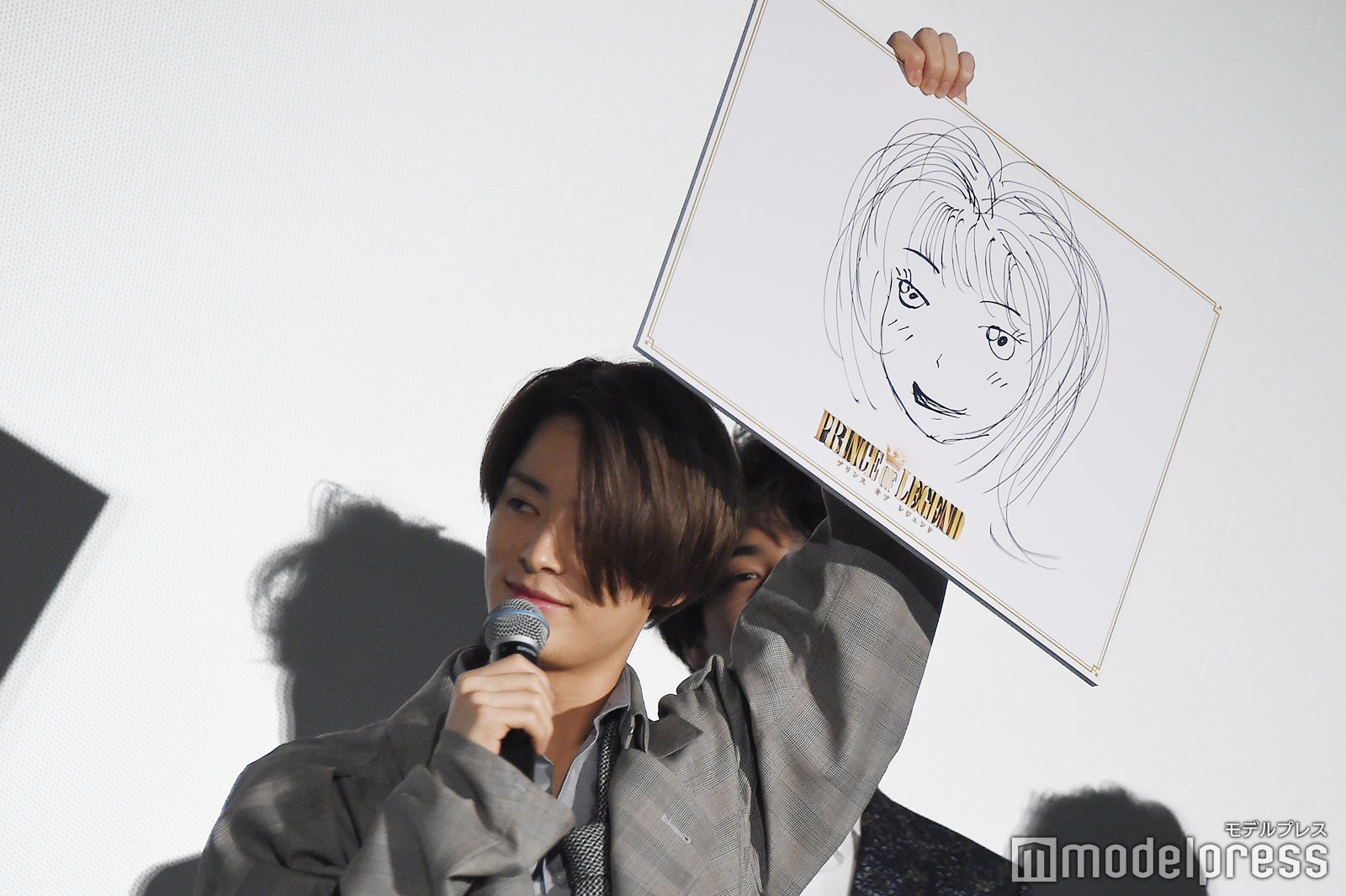 “絵心王子”に選ばれた塩野瑛久 （C）モデルプレス