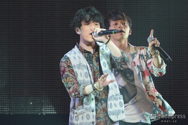 末吉秀太、日高光啓