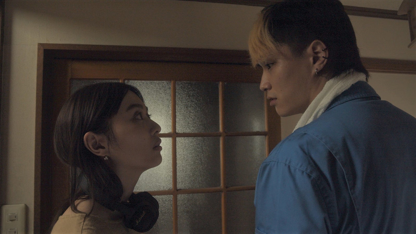 鈴木伸之、内田理央「自転車屋さんの高橋くん」第1話 （C）「自転車屋さんの高橋くん」製作委員会