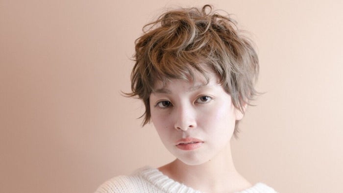 髪の質感で印象が全然違う ドライ ウェット ヘアをご紹介 モデルプレス