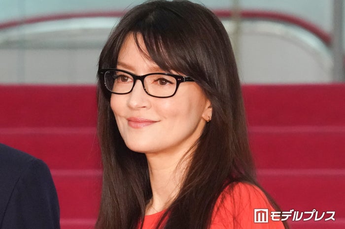 アンジェラ・アキ、緊急手術経て近況報告「はやくみんなに会いたい」東北2公演の延期も発表