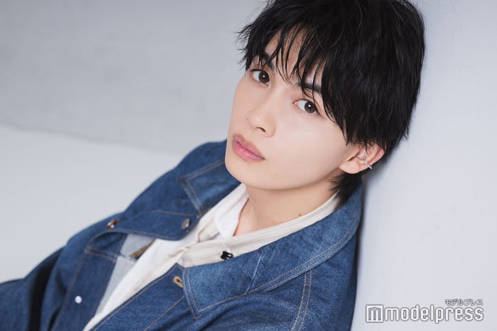 草川直弥(C)モデルプレス