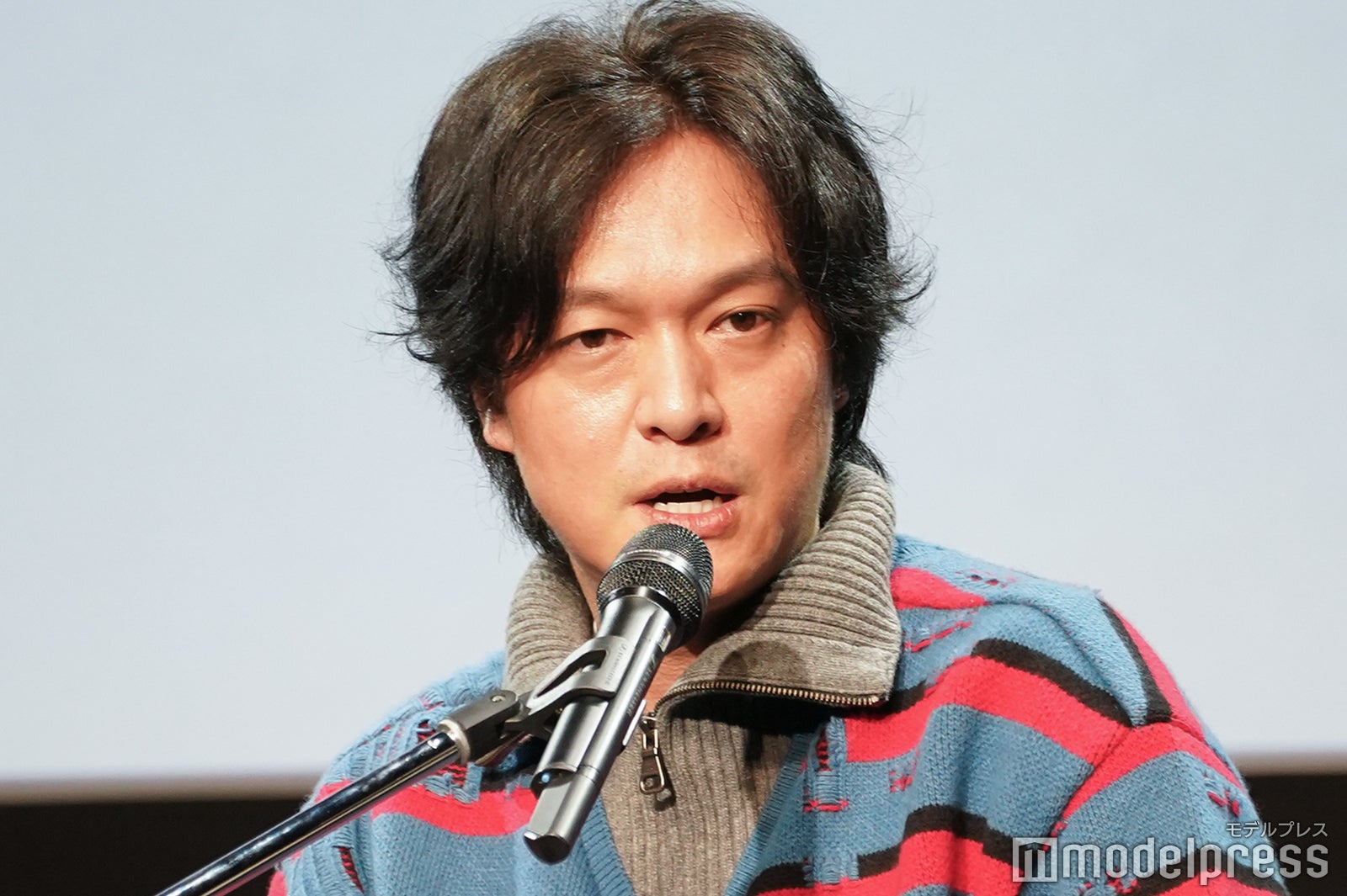SUPER EIGHT丸山隆平「僕の本妻」愛用ベース紹介 公開イベントで筋肉チェックも