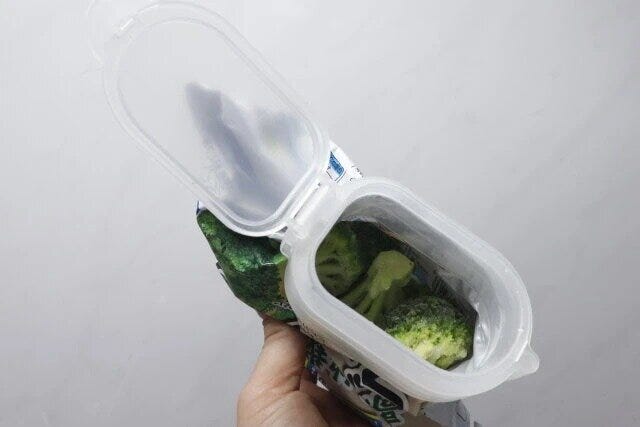 ダイソーの冷凍食品用袋キャップの大きめ食材用