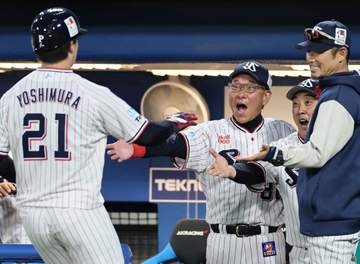 いきなりイケヤマジックでヤクルトが二回に一挙6得点 オスナ2軍降格で組み替えた新打線が爆発