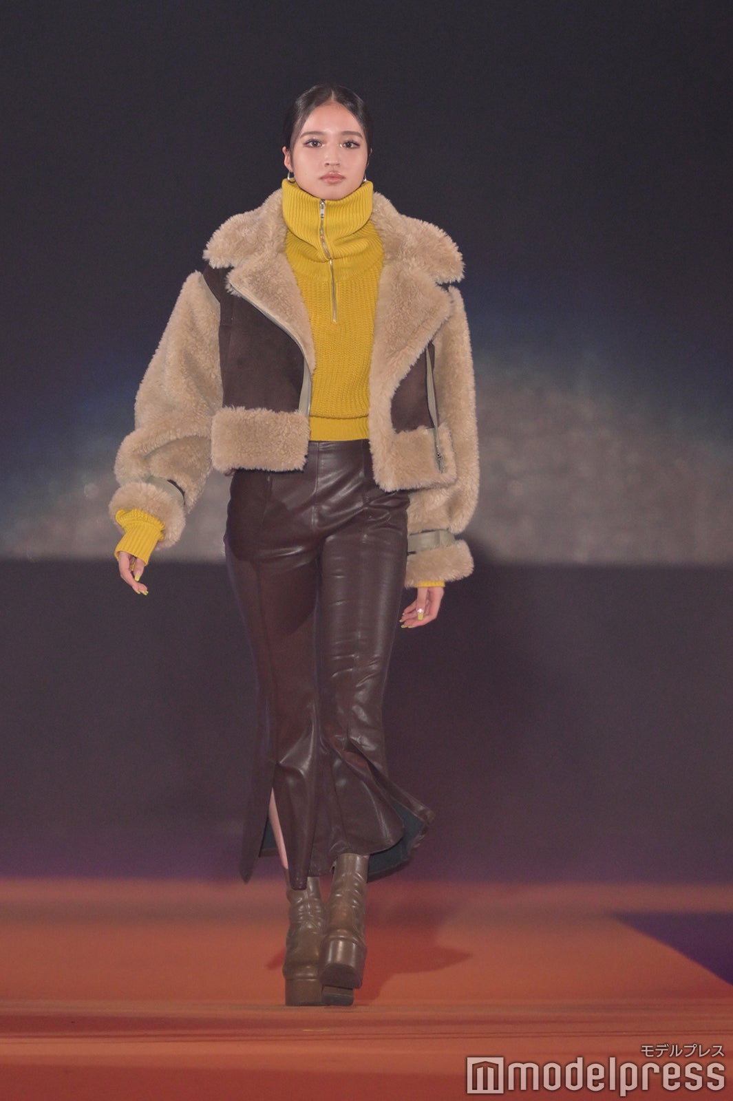 （C）モデルプレス