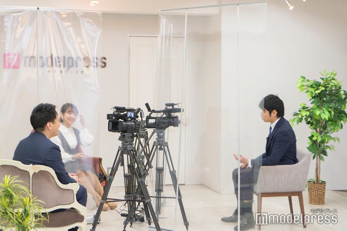 堀池亮介アナ、藤本万梨乃アナ、中村光宏アナ (C)モデルプレス