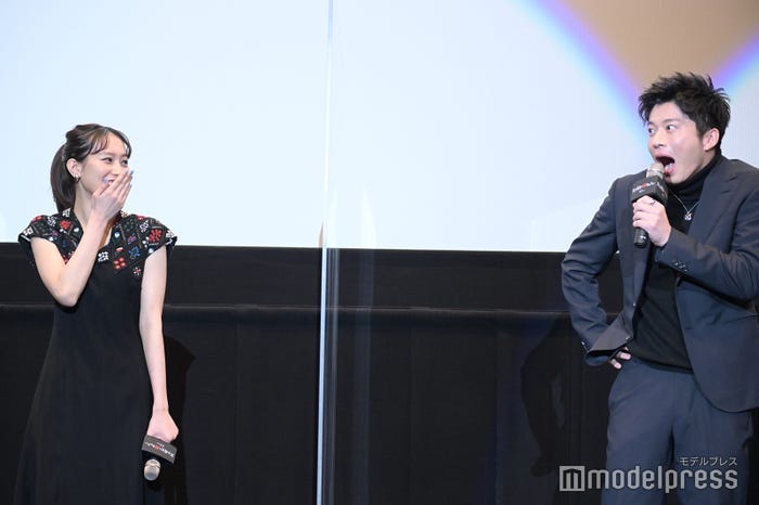 田中圭の軽快トークに南沙良も笑顔(C)モデルプレス