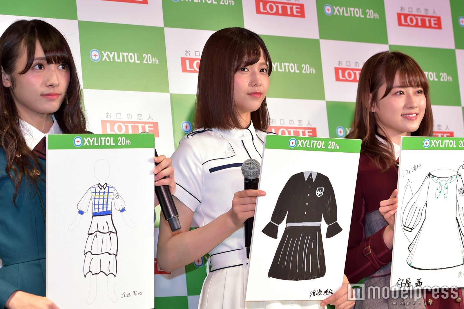 （左から）渡辺梨加、渡邉理佐、守屋茜 （C）モデルプレス