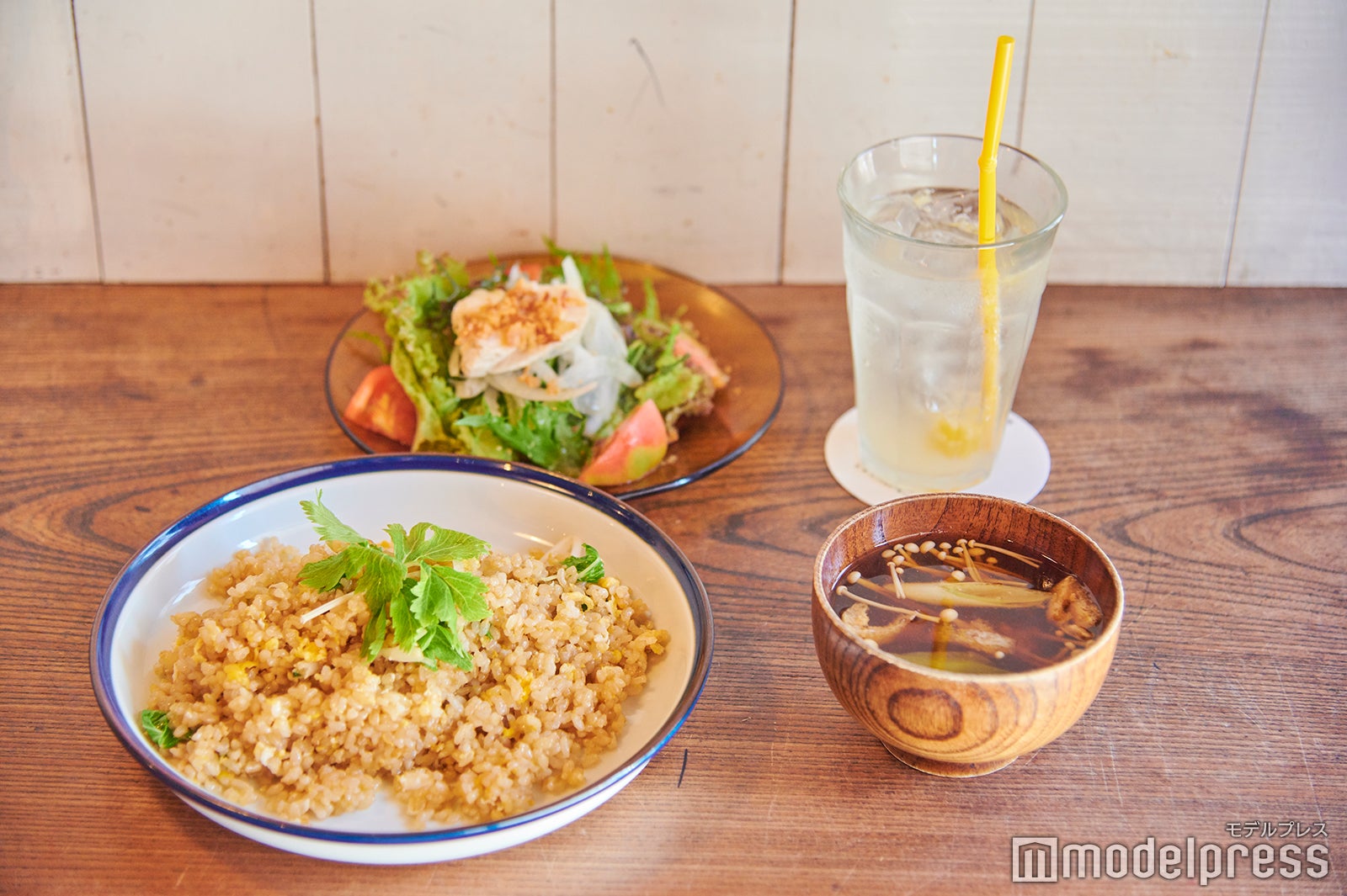 玄米チャーハン（いしるにんにく味） （C）モデルプレス