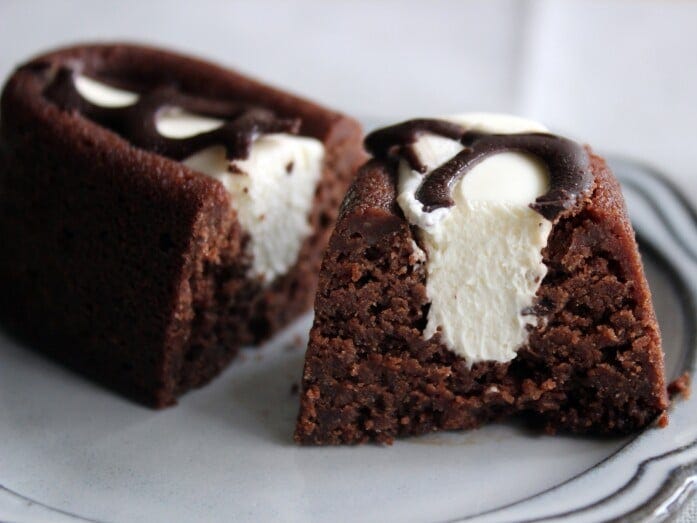 ビターすぎないチョコレートの味わい。パリパリチョコがアクセント