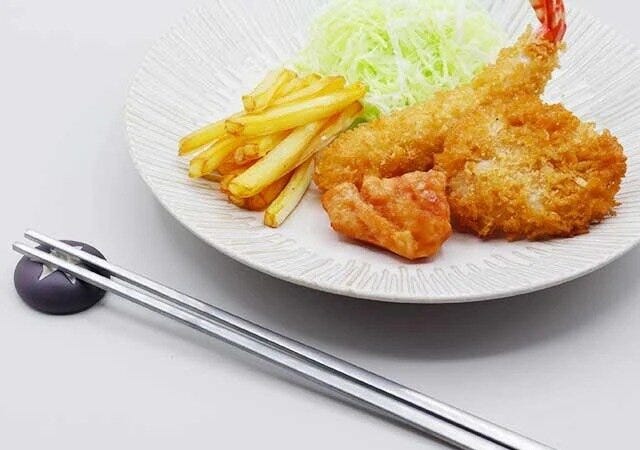 ダイソー　磁器箸置き（シイタケ、ブラウン）　使用例