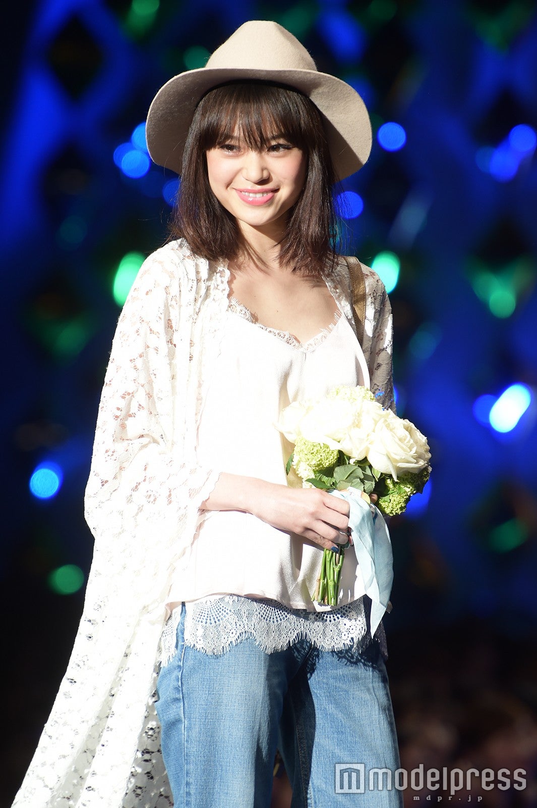 野崎智子（C）モデルプレス