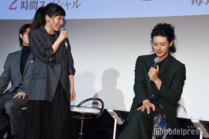 麻生久美子、オダギリジョー (C)モデルプレス
