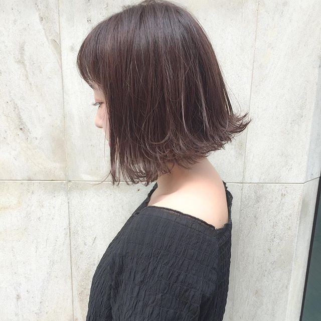 最旬の 重めボブ ヘアスタイル特集 多い髪や黒髪でも大人可愛いが叶う モデルプレス