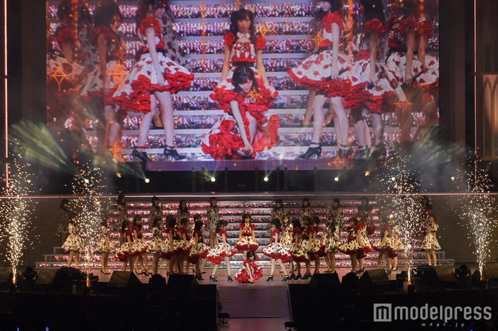 「渡辺麻友卒業コンサート~みんなの夢が叶いますように~」(C)モデルプレス