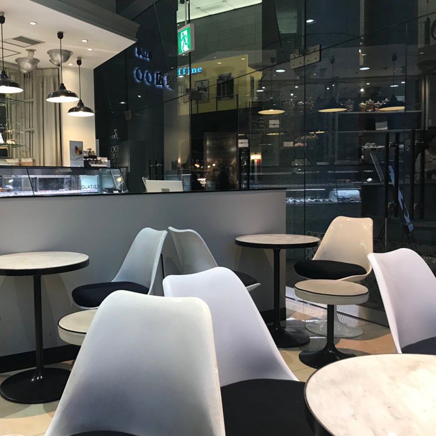 ドゥバイヨル 丸の内オアゾ店