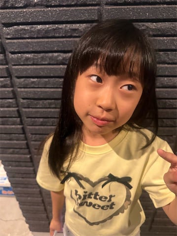 パンサー尾形の妻、モデルデビューした8歳長女の喘息を心配し早めに病院へ「夜も咳き込まずに寝れました！」