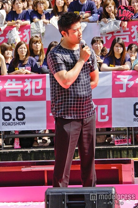 鈴木亮平