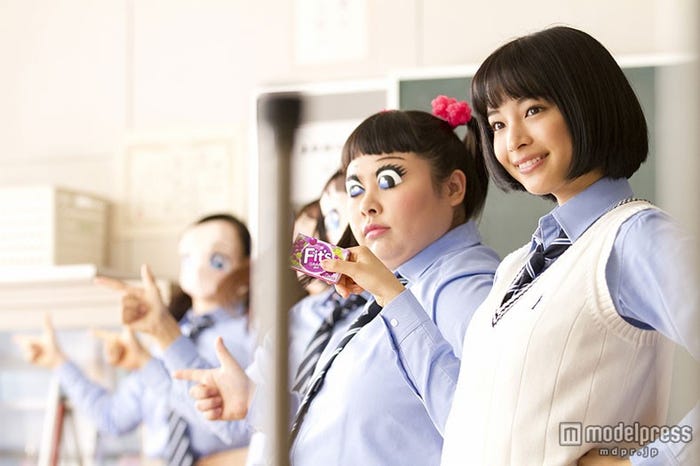 広瀬すず出演「Fit’s」の新CM「スクール」篇のメイキング