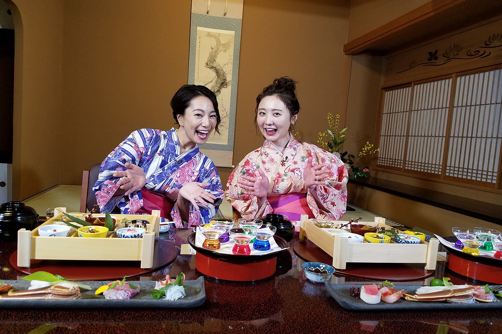 （左から）三船美佳、おのののか／画像提供：テレビ大阪