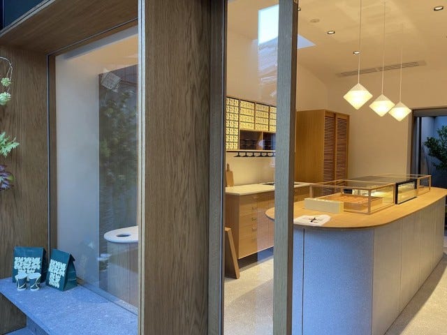 奈良に新スポット誕生！お土産にもぴったりな「水×和×洋のペアリングスイーツ」