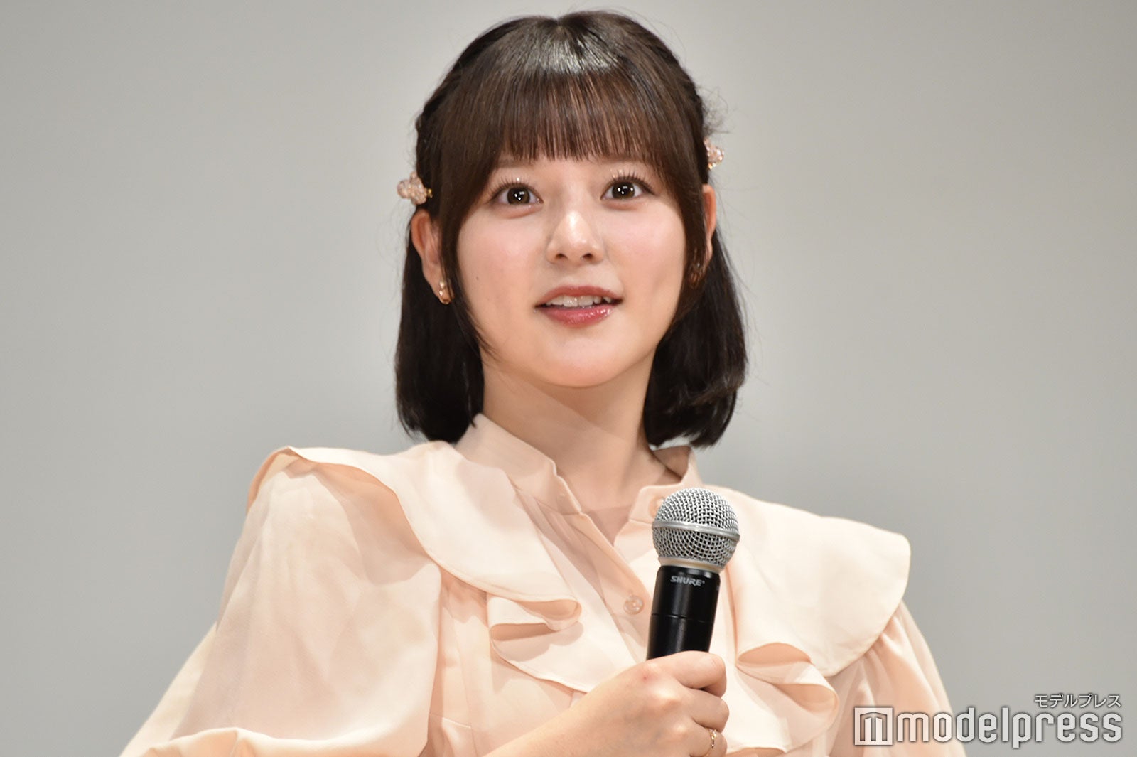 学校訪問に憧れていた齊藤なぎさ（C）モデルプレス