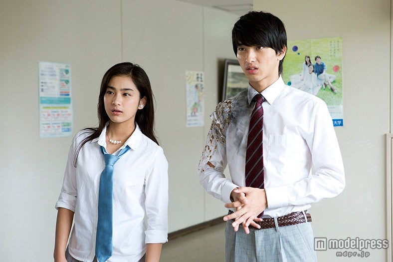 平祐奈、横浜流星（C）2015ギャンビット・「JKは雪女」製作委員会