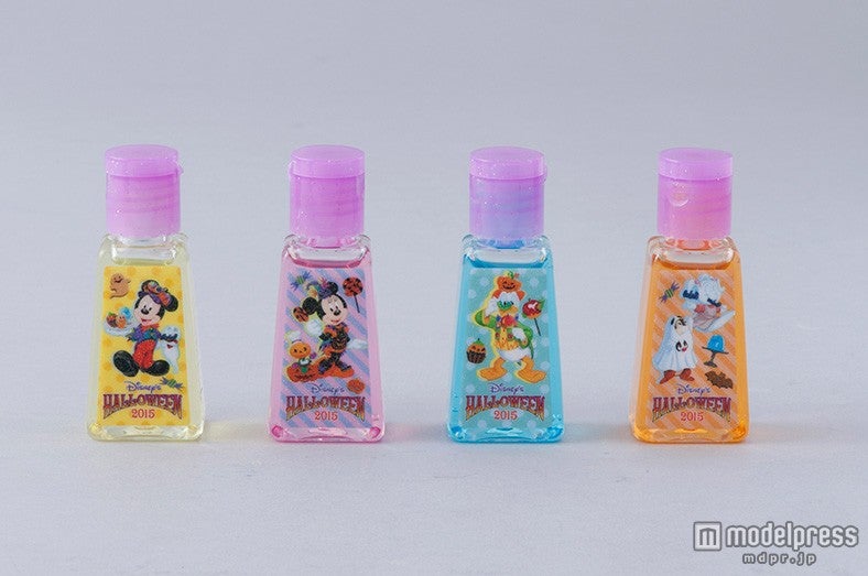 TDL：ハンドジェルセット￥1500（C）Disney