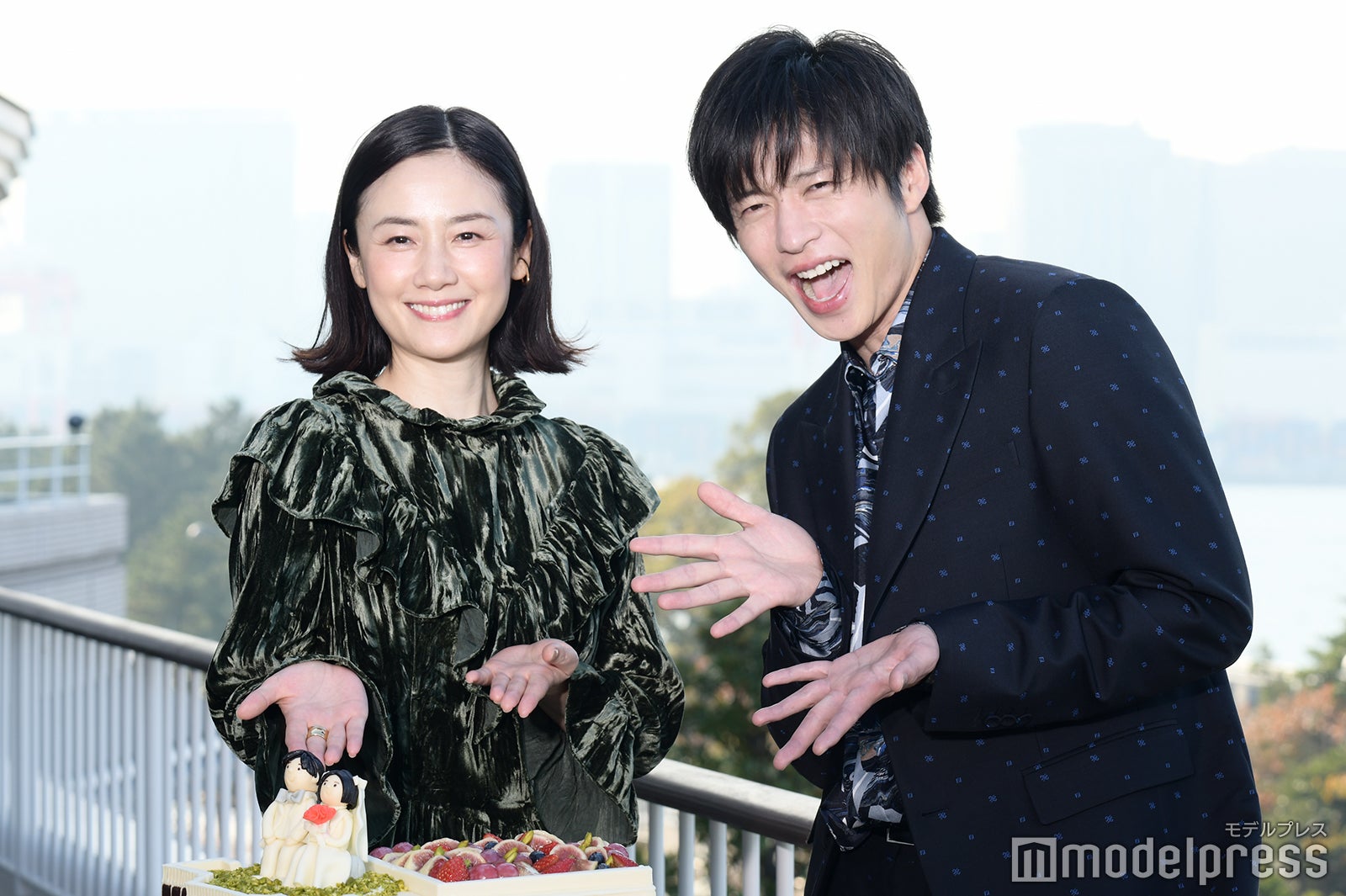 原田知世、田中圭（C）モデルプレス