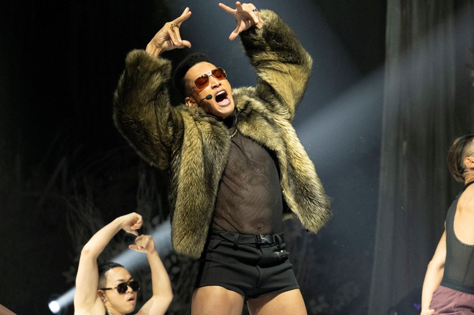 GENERATIONS関口メンディー、“王者の風格”表す「パリピ孔明」圧巻のパフォーマンス映像初解禁