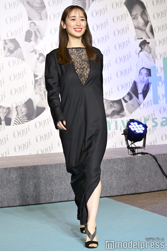 泉里香 (C)モデルプレス