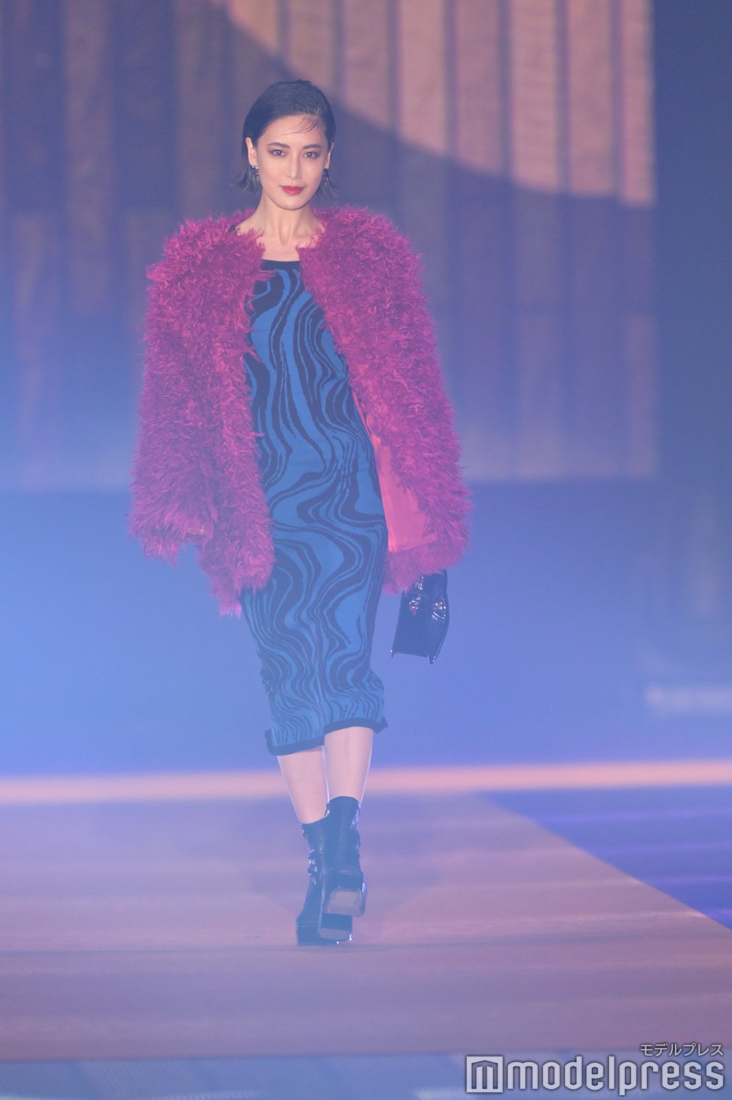 （C）モデルプレス