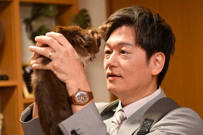 井浦新「無能の鷹」第2話(C)テレビ朝日