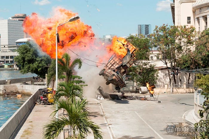 (C)2015劇場版「MOZU」製作委員会 (C)逢坂剛/集英社