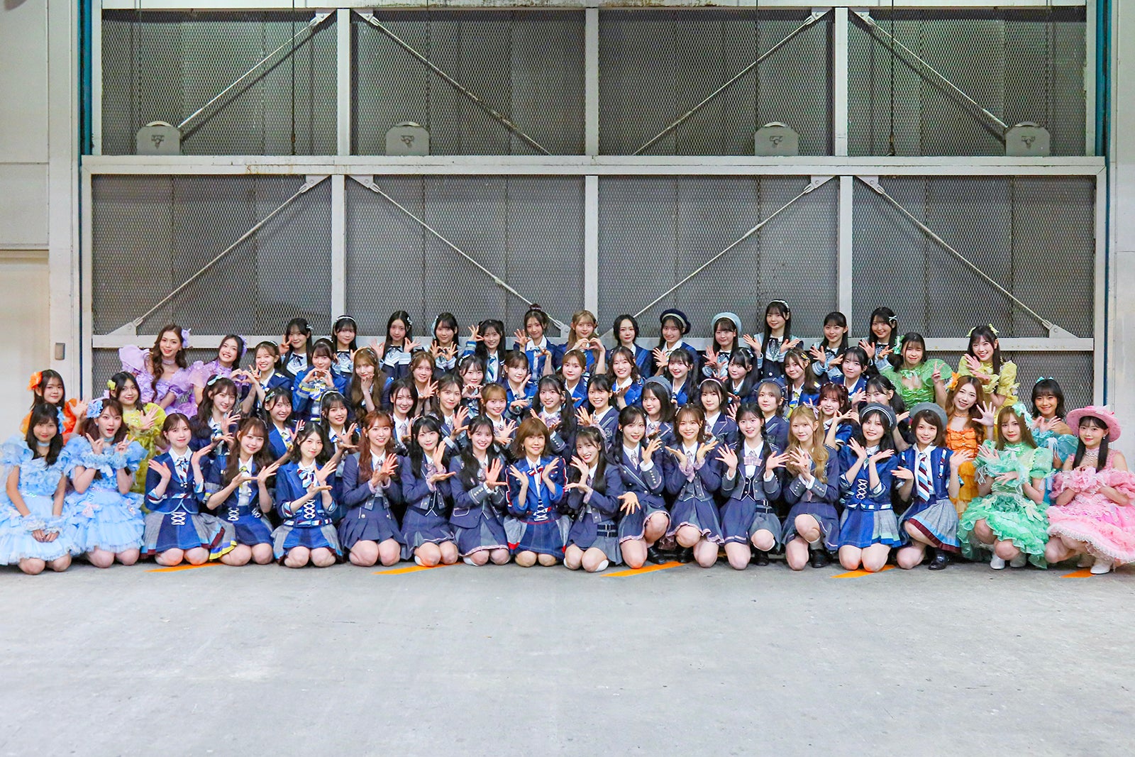 AKB48、松本伊代、JKT48（C）AKB48