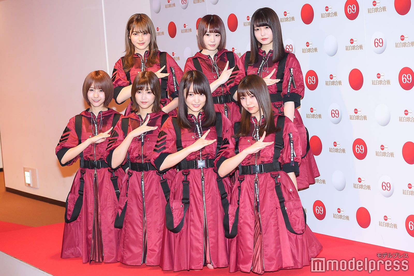 欅坂46、平手友梨奈不在 小林由依センターに鬼気迫る圧巻 
