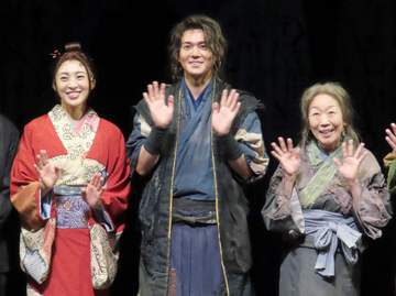 WEST．小瀧望 悪役熱演が実生活に影響！？「寄っちゃってます。『はははは！』って」主演舞台8日開幕