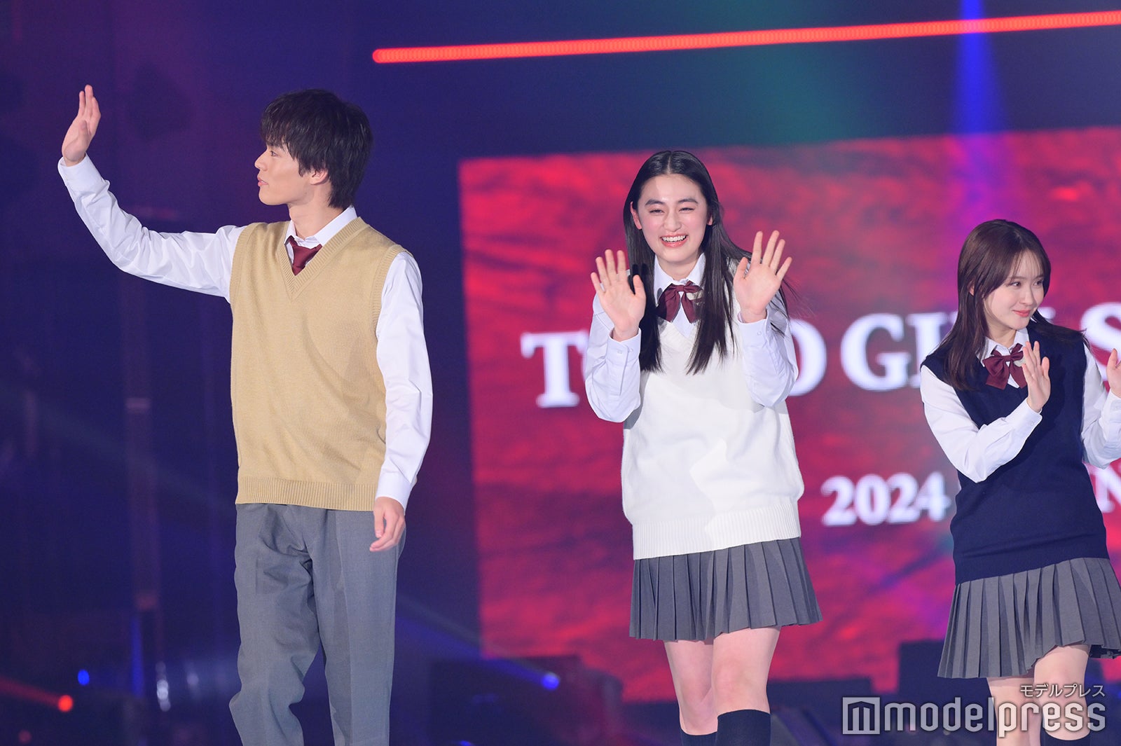 （C）モデルプレス