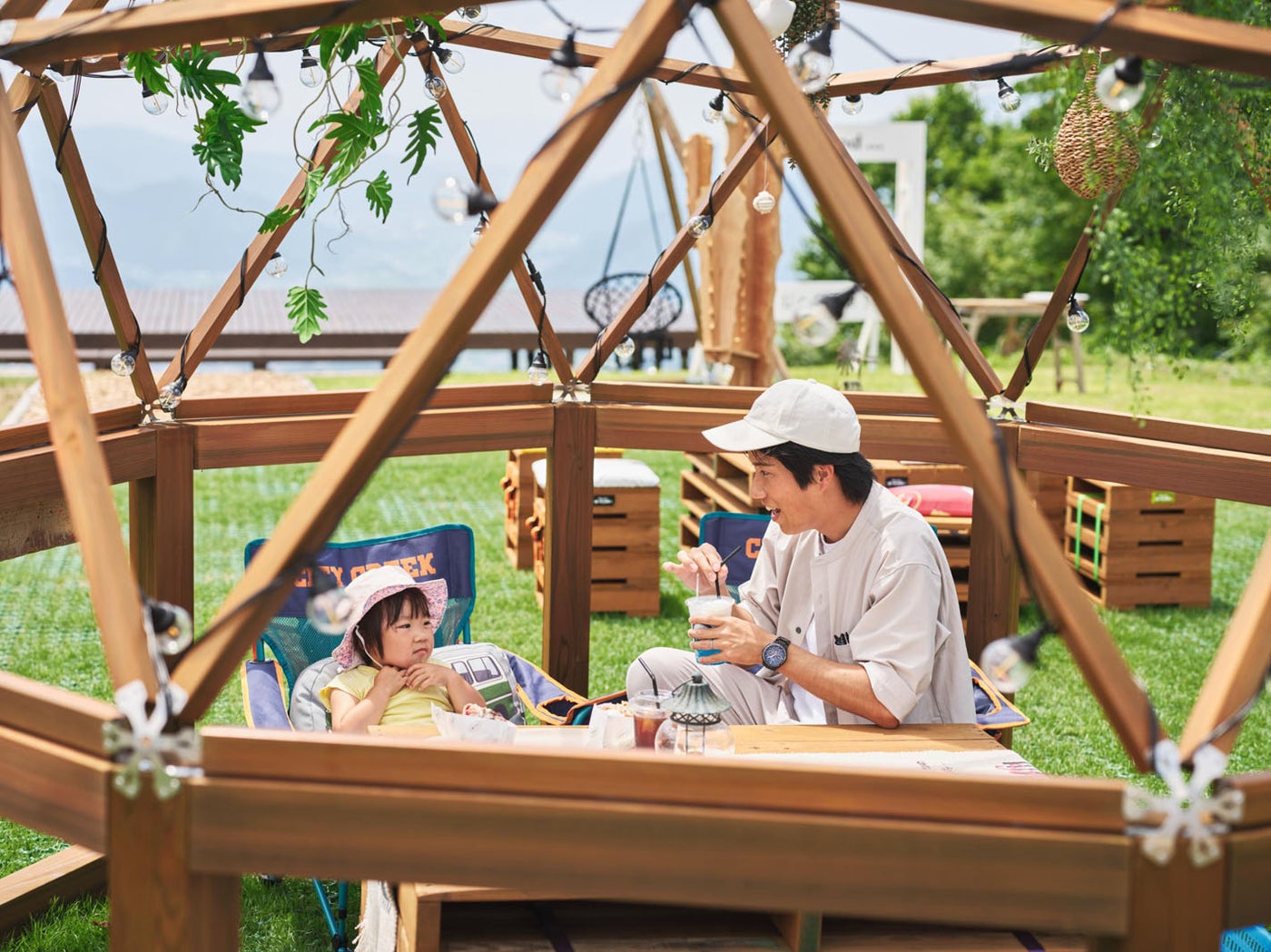 山の上の“オープンリビング”（提供画像）
