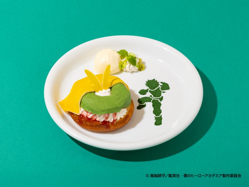 【緑谷出久】ストロベリー&クリームドーナツ 税込990円(C)堀越耕平/集英社・僕のヒーローアカデミア製作委員会