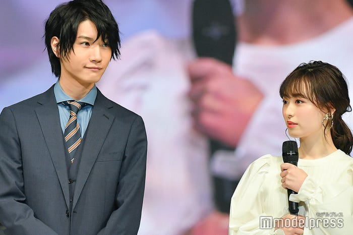 「コーヒー&バニラ」桜田通、福原遥(C)モデルプレス