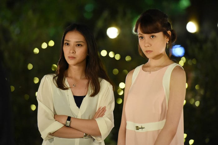 武井咲、トリンドル玲奈「せいせいするほど、愛してる」第1話・場面カット(C)TBS