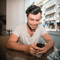 その一言が可愛い♡男が惹きつけられる「LINEのキュン死ワード」