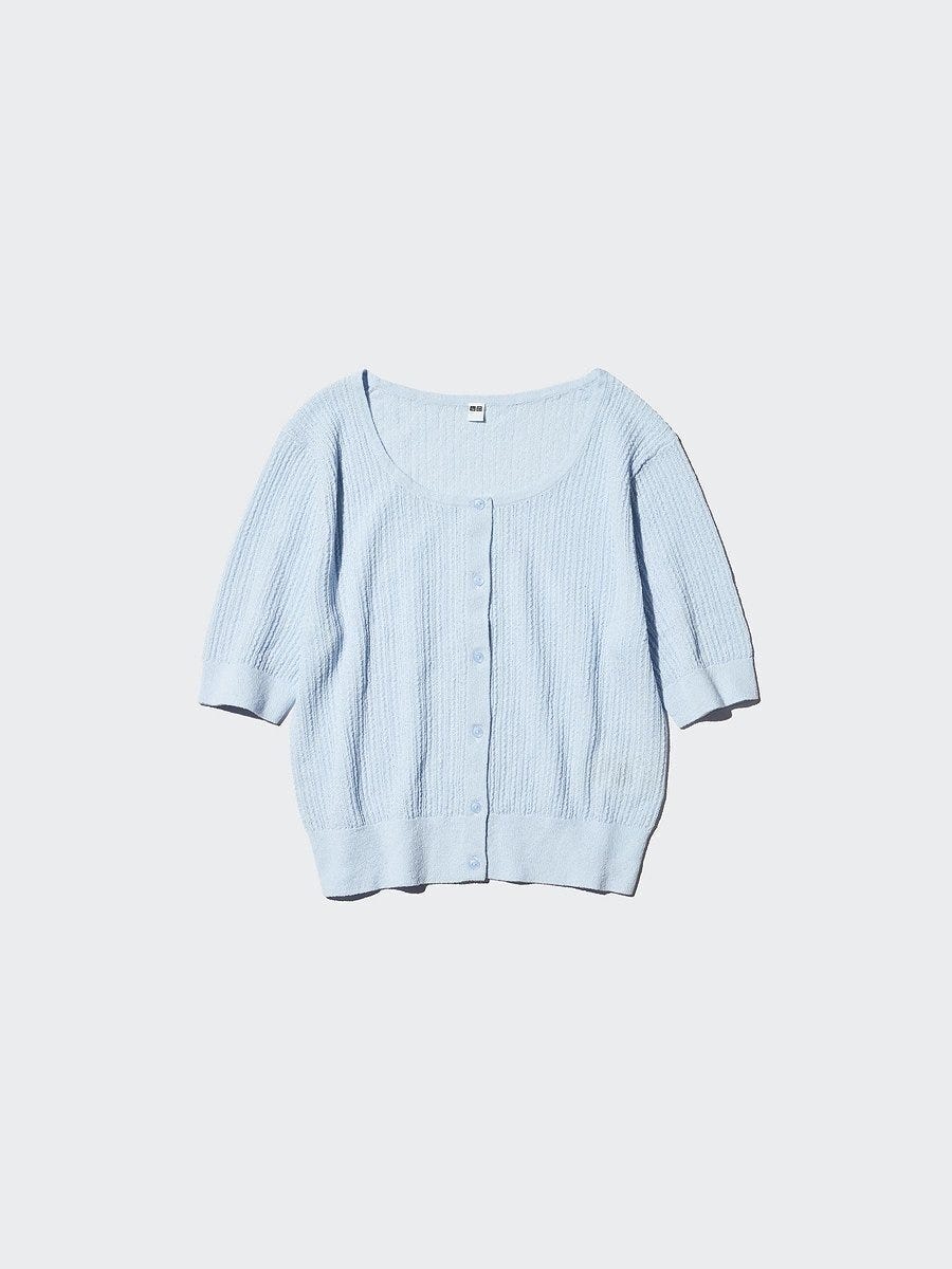 ユニクロのシアーレースクルーネックカーディガン