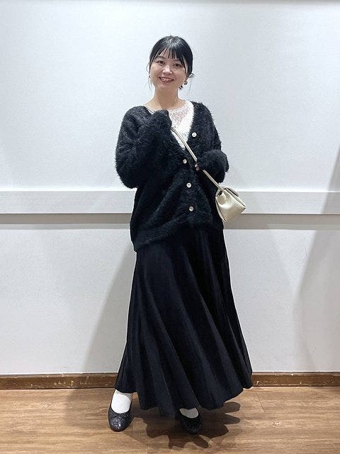 グローバルワークのシャギーゆるVネックカーディガン